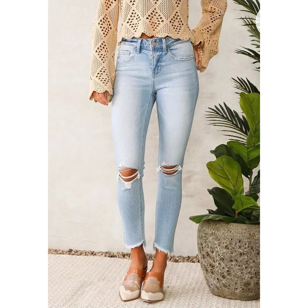 bridge by gly jeans Mid Rise Ankle Skinny Lightwash Destressed Stretch Frayed 25